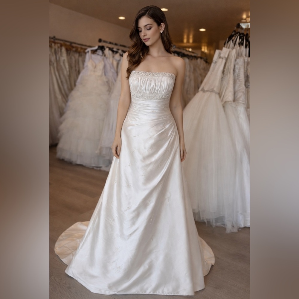 Elegant White Wedding Dress